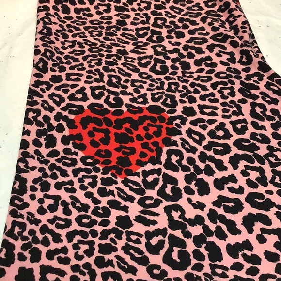 LULAROE 🆕❣️NWT Tall&Curvy T/C - Picture 2 of 5
